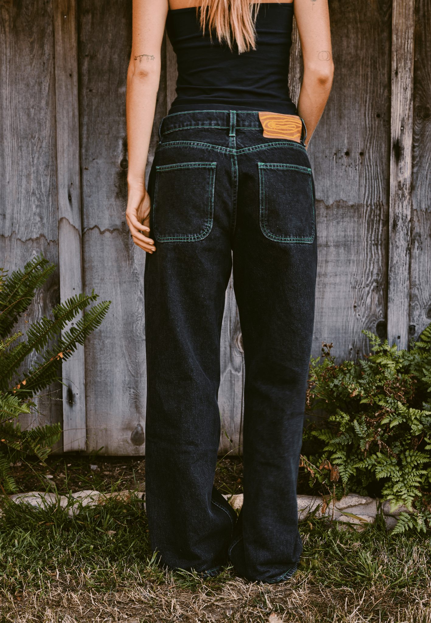Relaxed Leg Jeans - Coal Mine Black