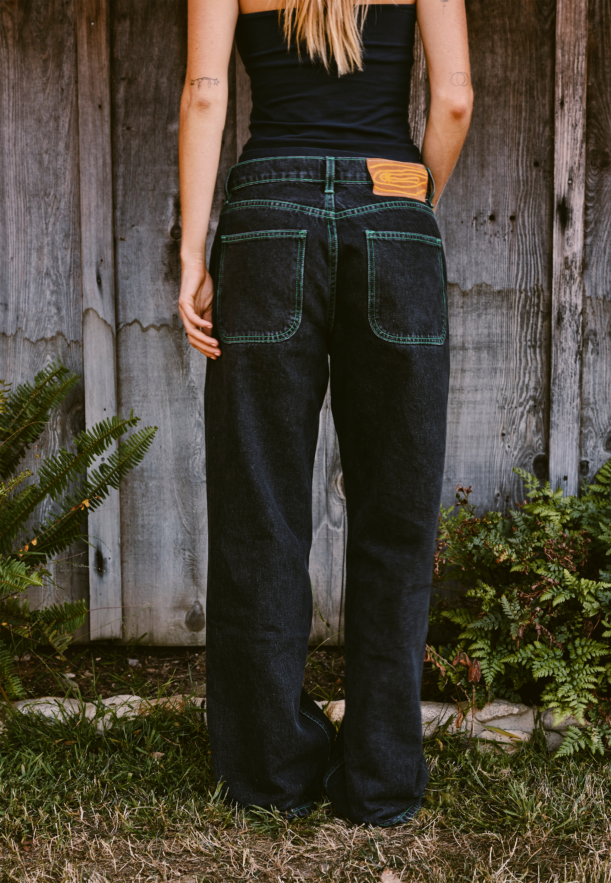 Relaxed Leg Jeans - Coal Mine Black