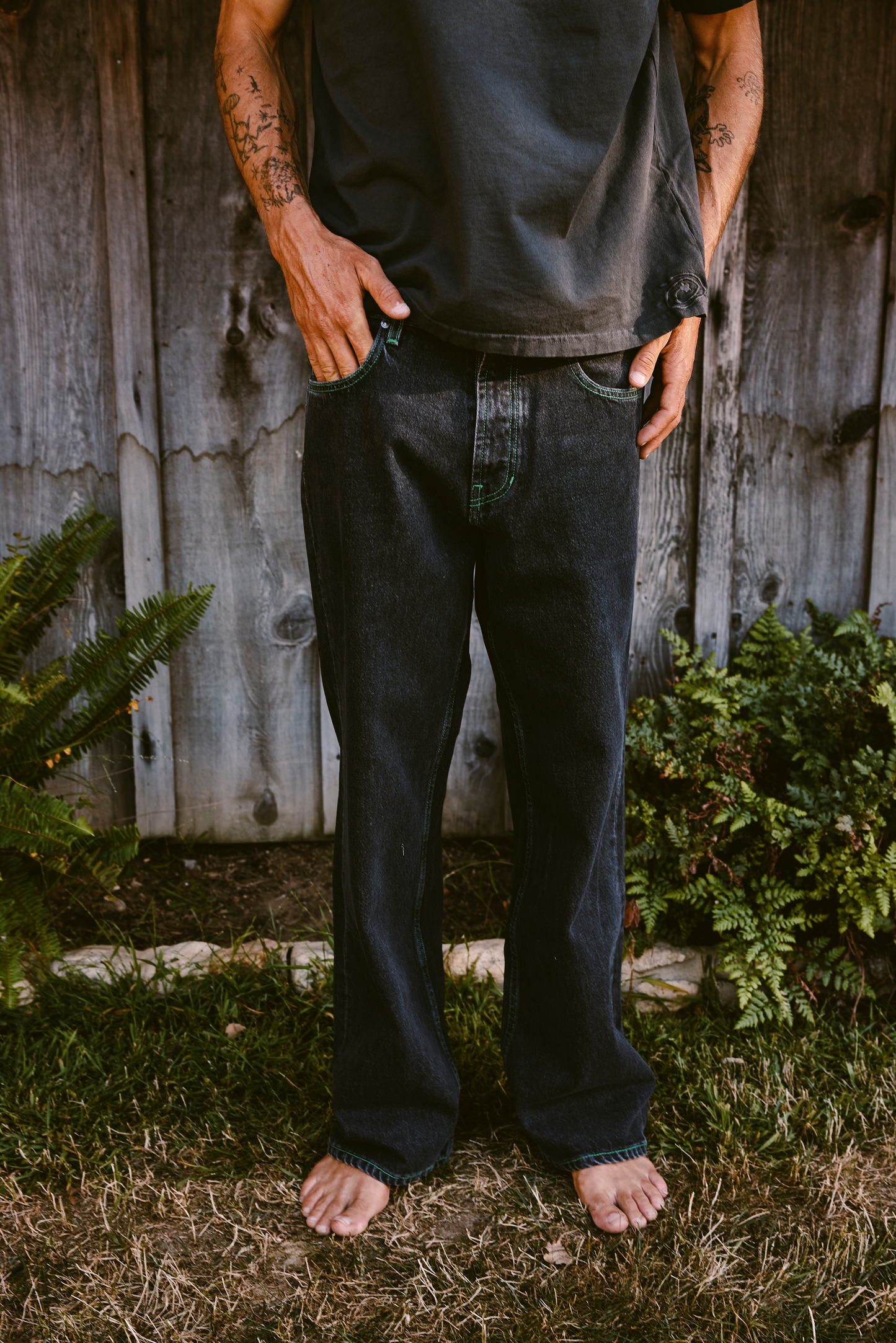 Relaxed Leg Jeans - Coal Mine Black
