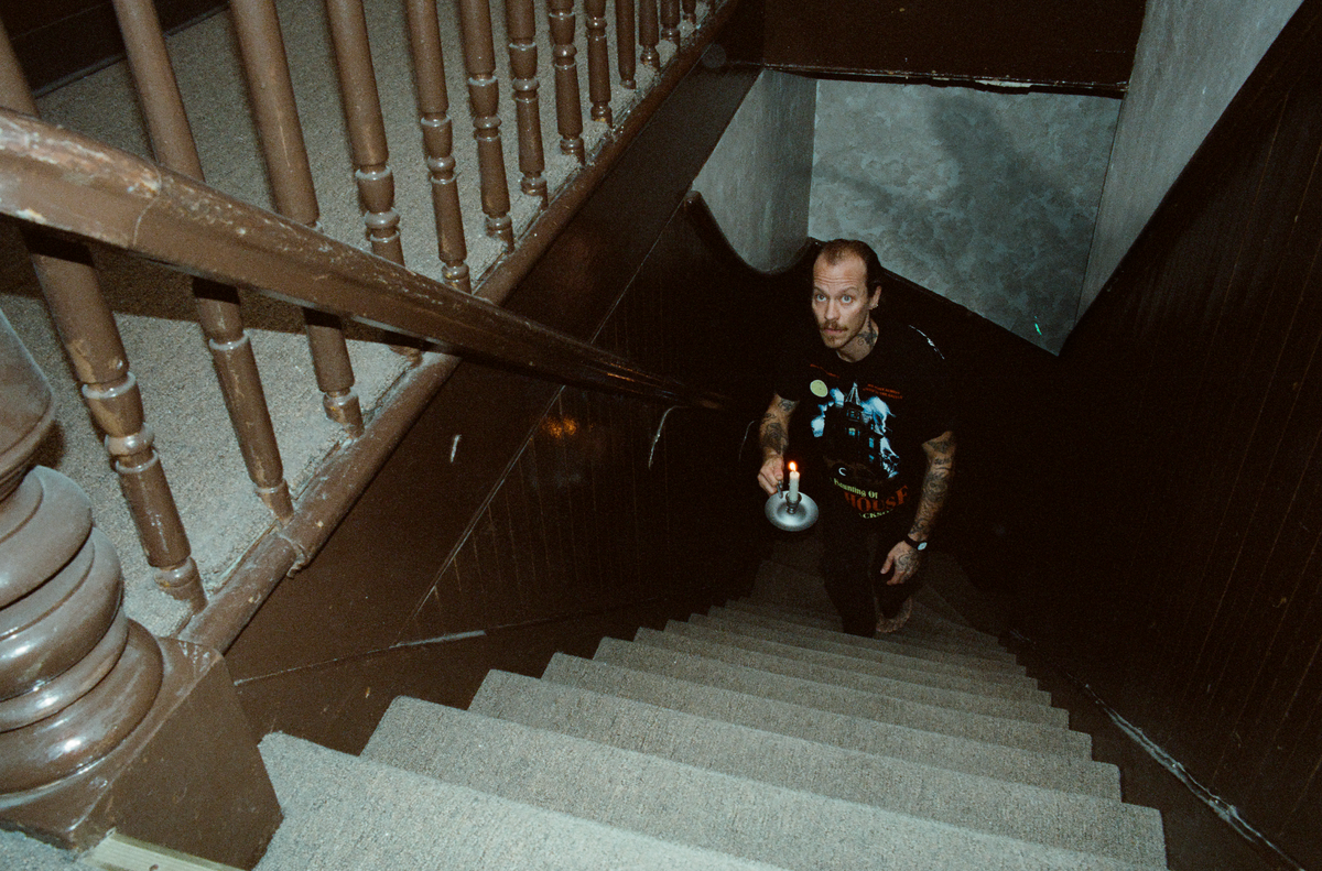 The Haunting of Hill House - Black Tee